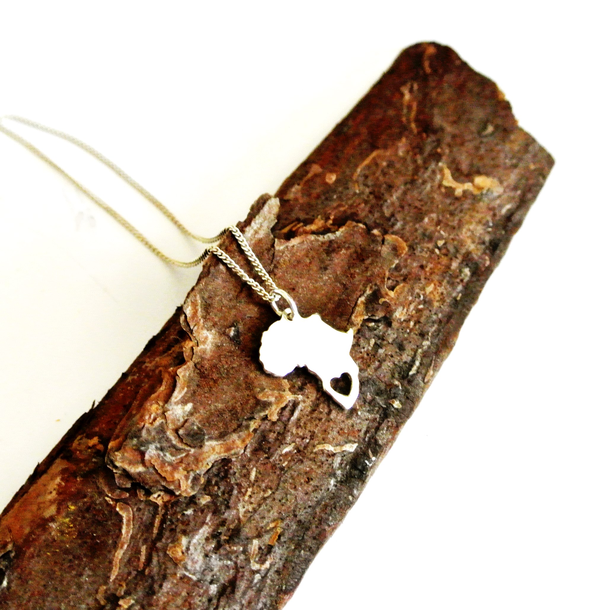 I Left My Heart in Africa Necklace - Image 3