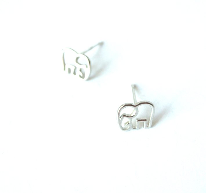 Elly Silhouette Studs - Image 4