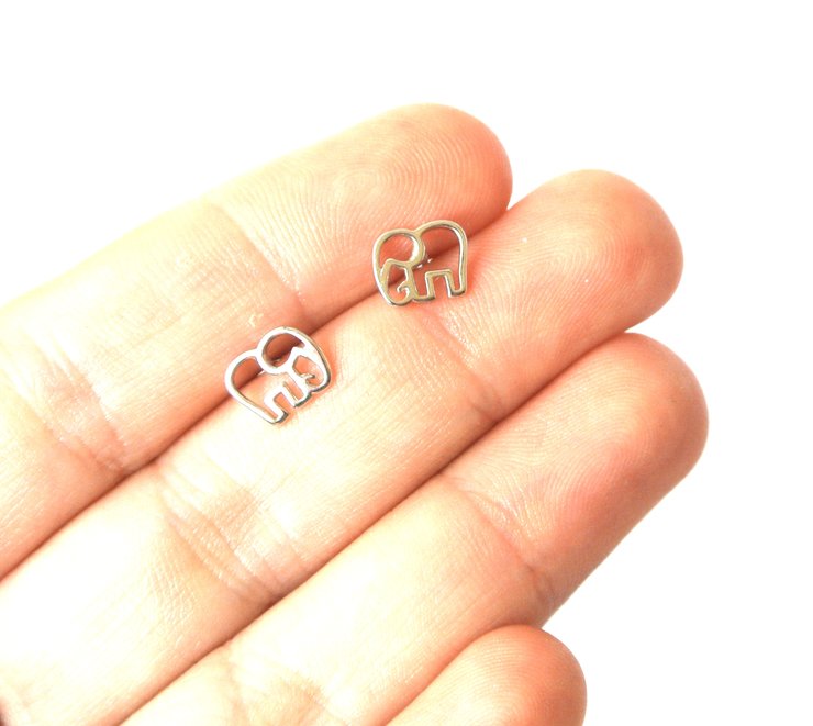 Elly Silhouette Studs - Image 3