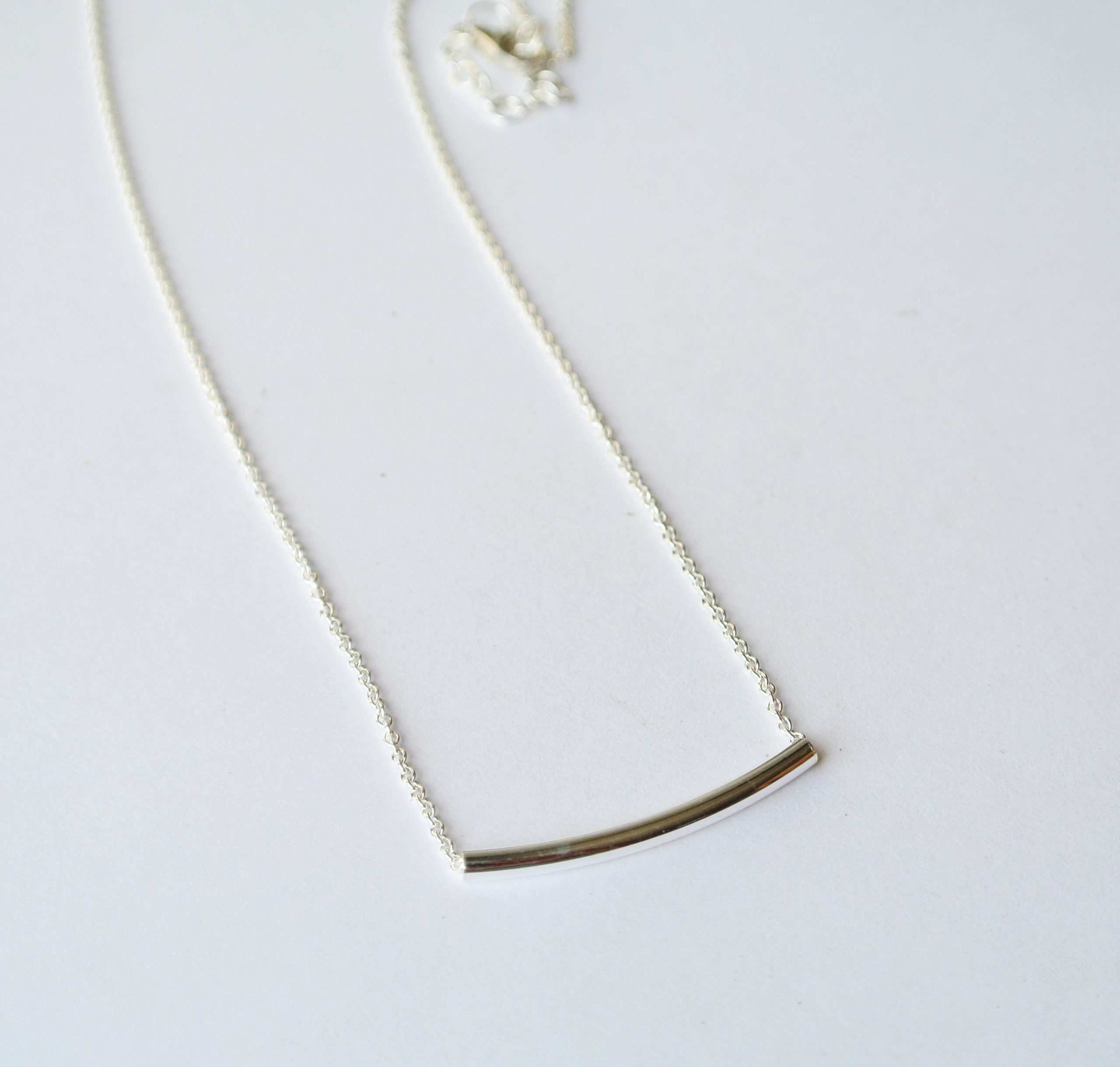 Hollow Curved Bar Necklace - Image 2