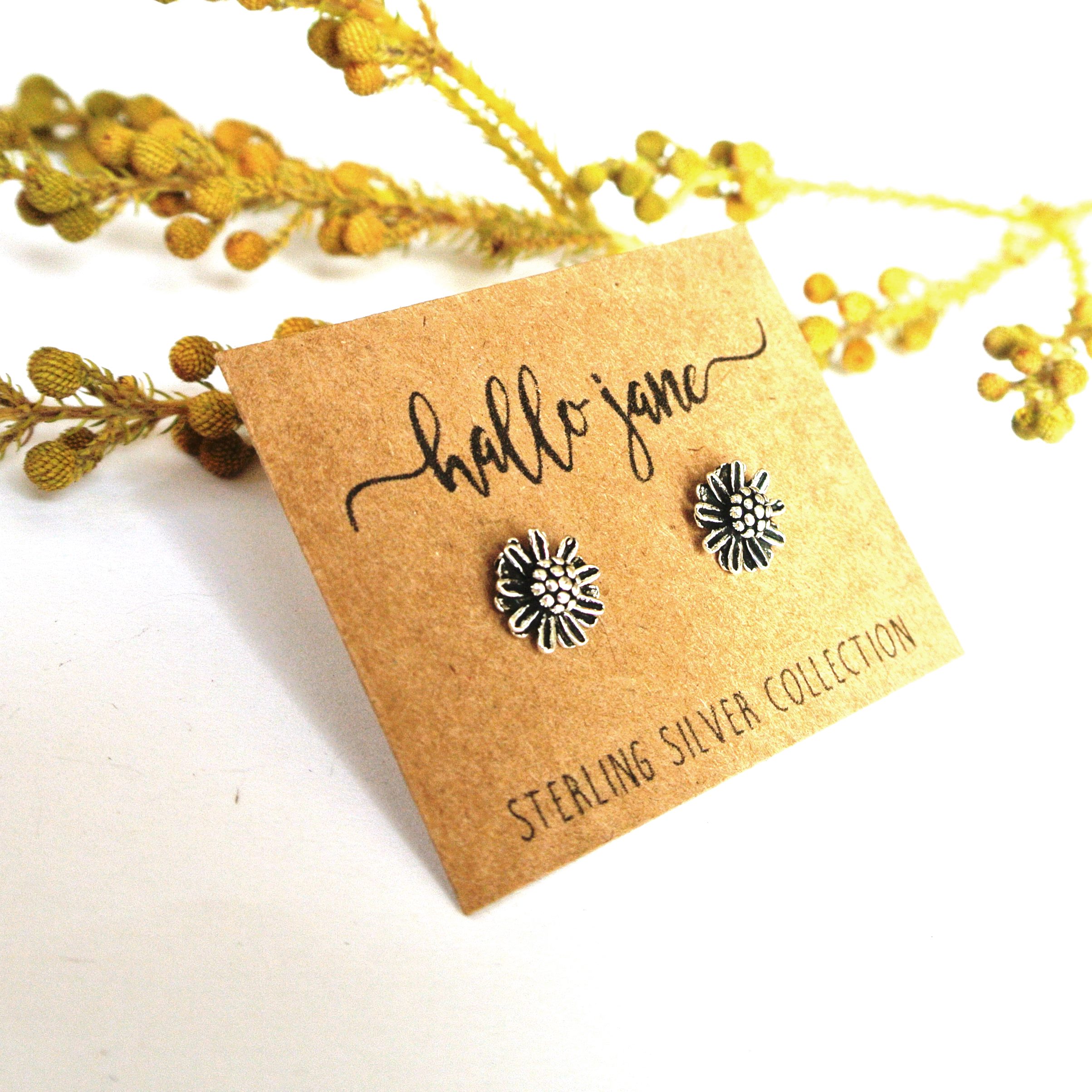 Chunky Daisy Studs