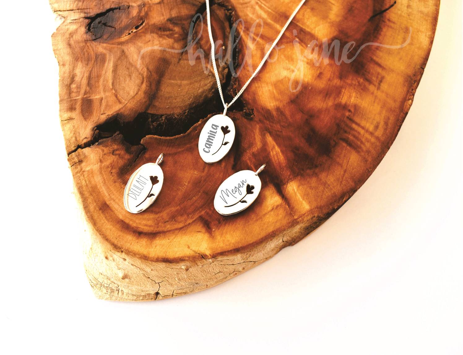 Flower Cut Out Name Necklace - Image 3