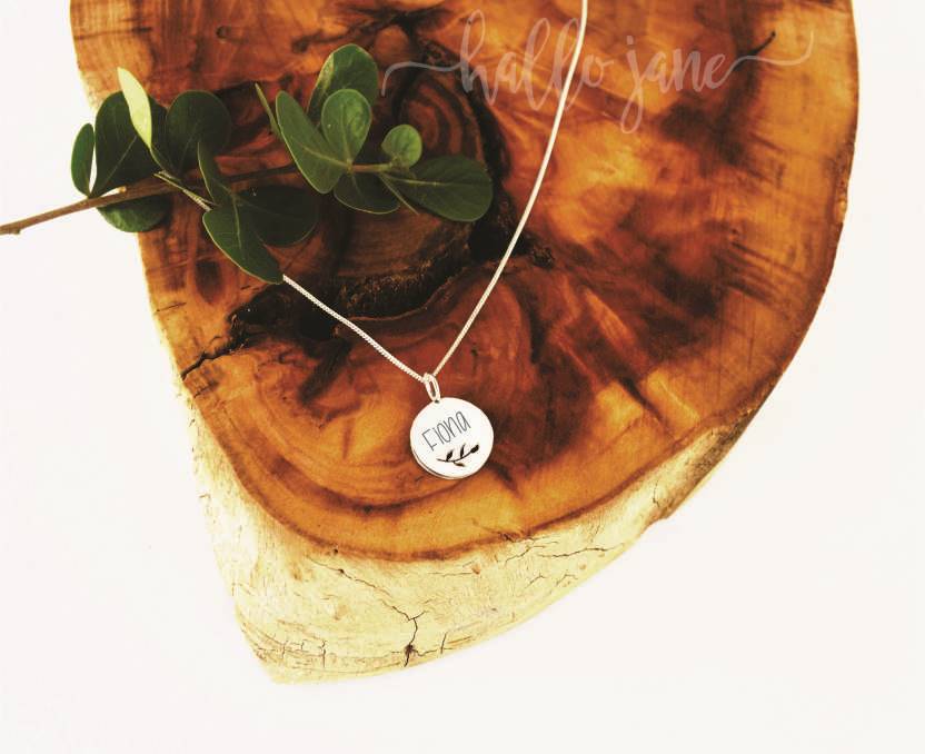 Leaf Cut Out Name Disc Necklace - Image 12