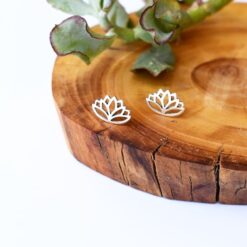 Lotus Statement Studs