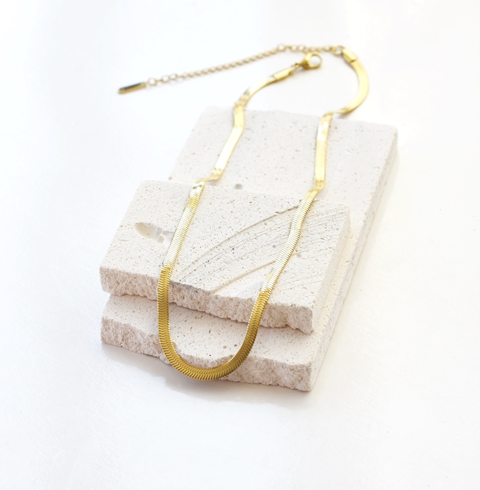 Classic Herringbone Necklace – 14K Gold Waterproof - Image 3