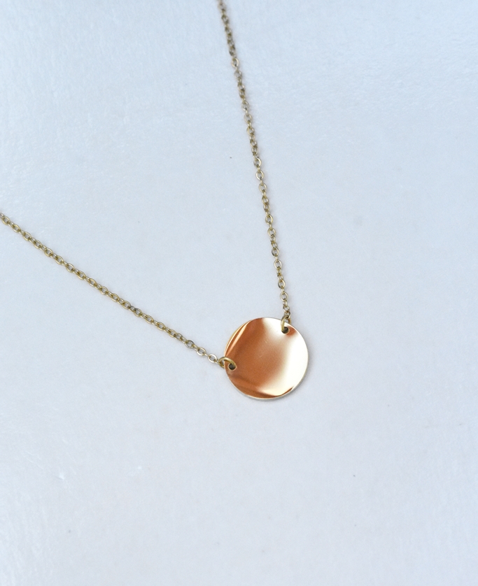 Modern Floating Disc Necklace – 14K Gold Waterproof - Image 2
