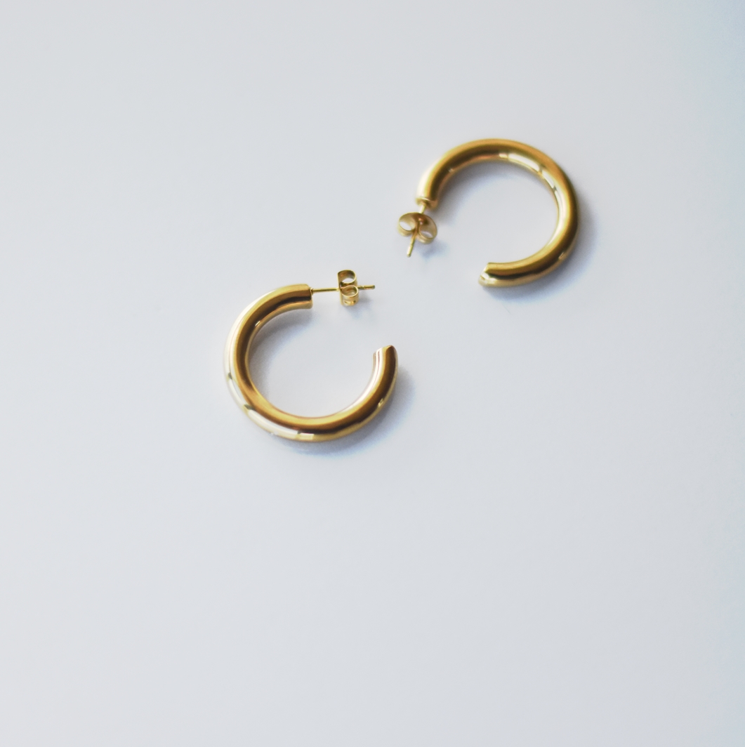 Classic Plain Jane Gold Hoops 25mm – 18K Gold Waterproof Earrings - Image 6