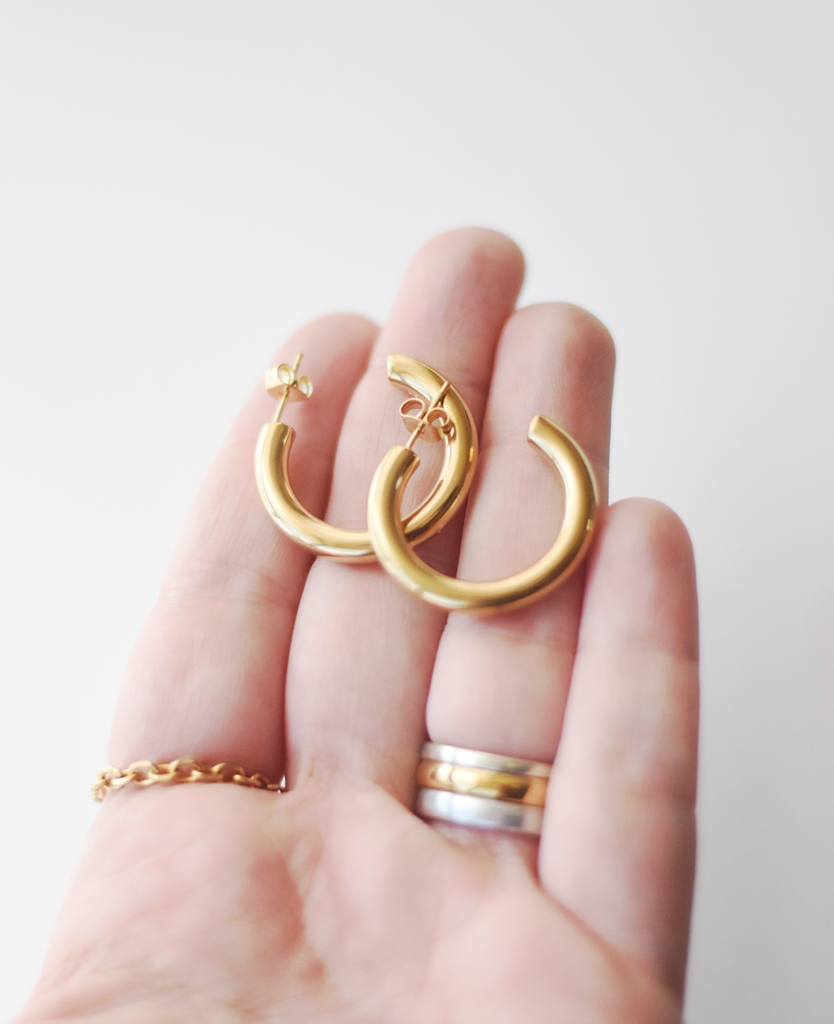 Classic Plain Jane Gold Hoops 25mm – 18K Gold Waterproof Earrings - Image 3