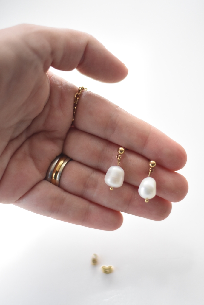 Baroque Pearl Drop Earrings – 18K Gold Waterproof - Image 3