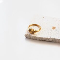 Sunburst Signet Ring – 18K Gold Waterproof