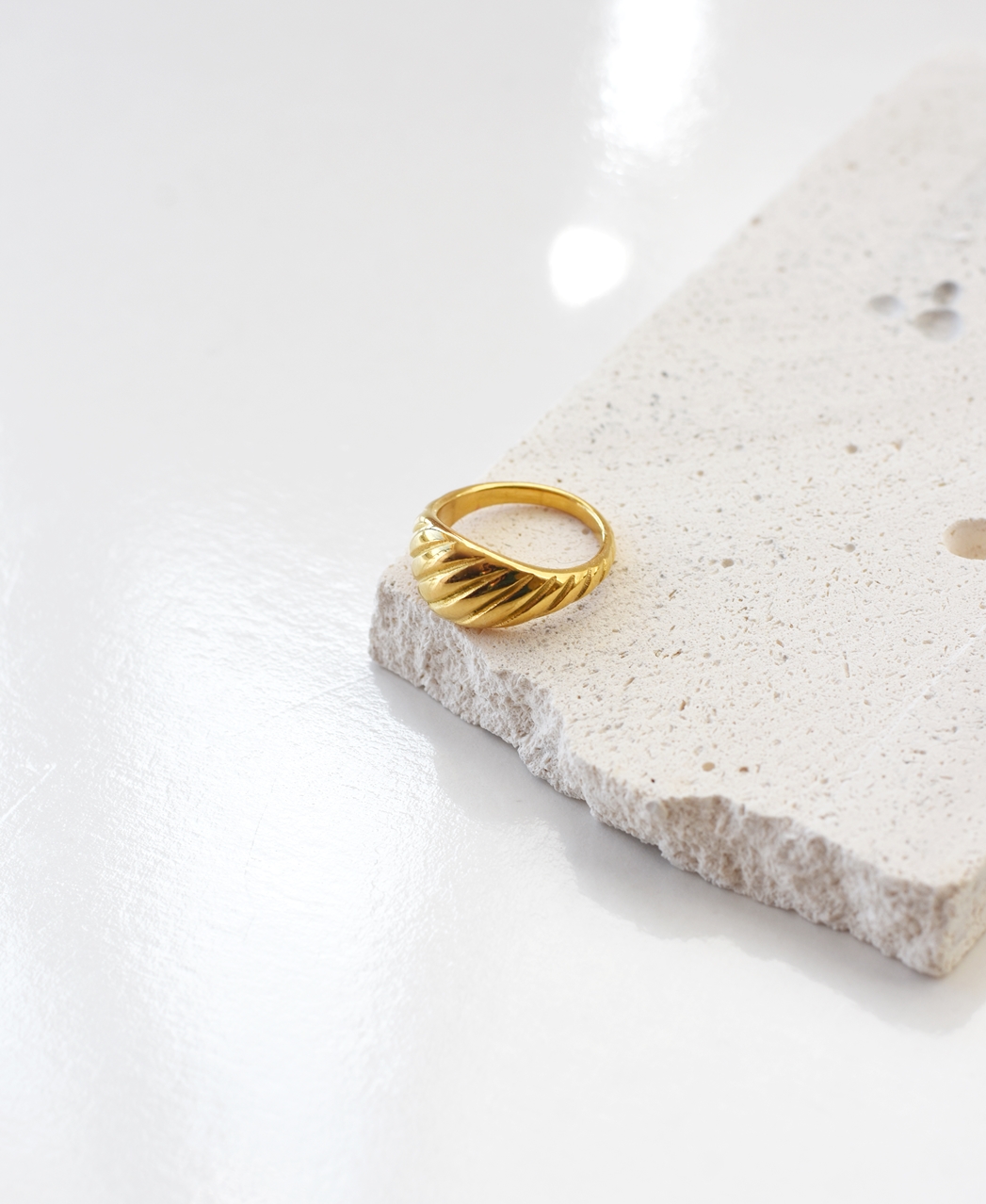 Twisted Dome Statement Ring – 18K Gold Waterproof - Image 3