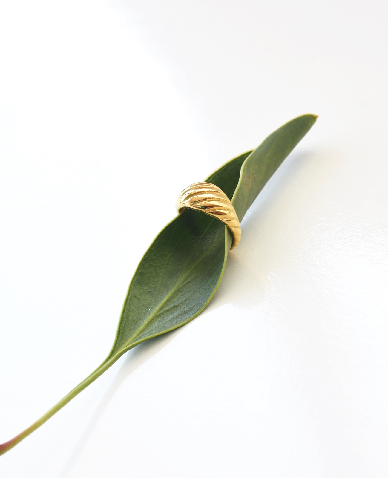 Twisted Dome Statement Ring – 18K Gold Waterproof - Image 7