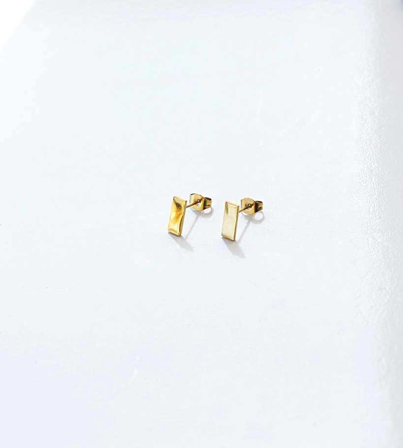 Flat Bar Studs - Waterproof Gold - Image 2