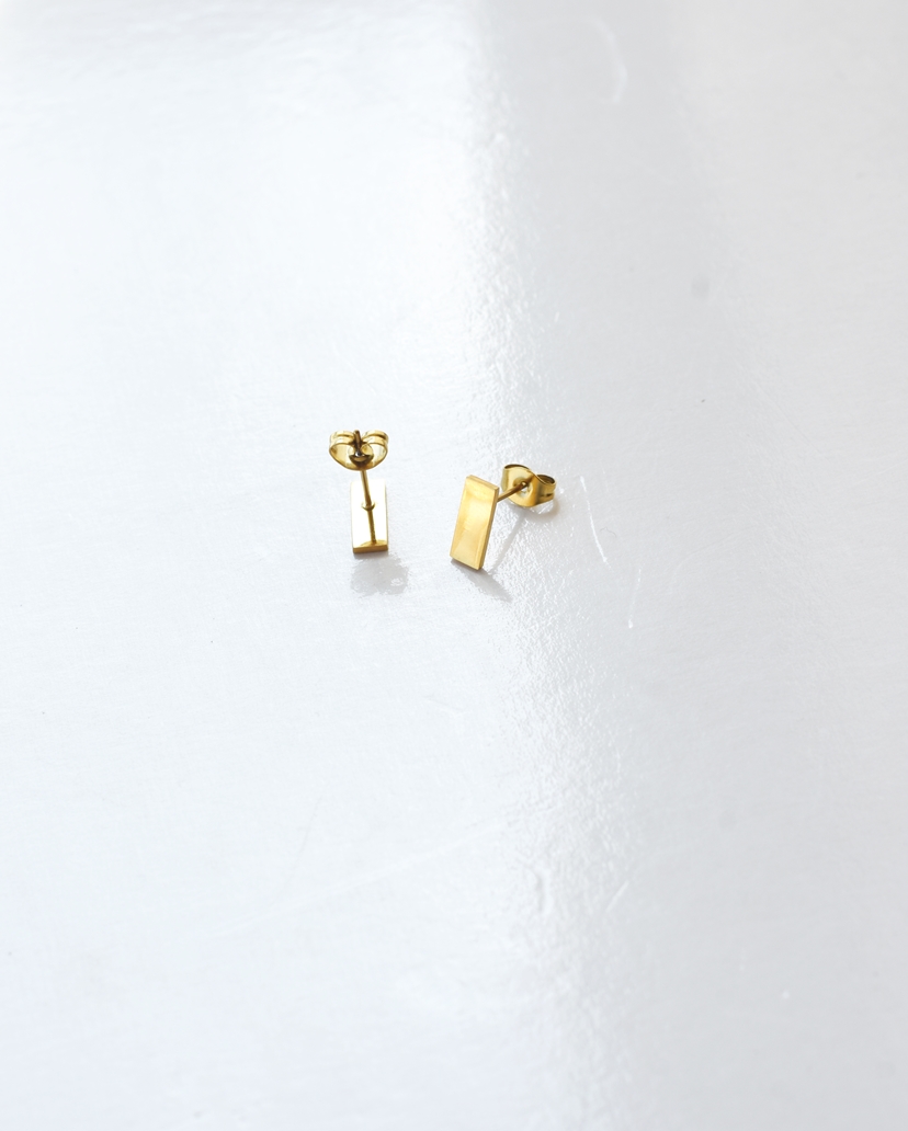 Flat Bar Studs - Waterproof Gold - Image 3