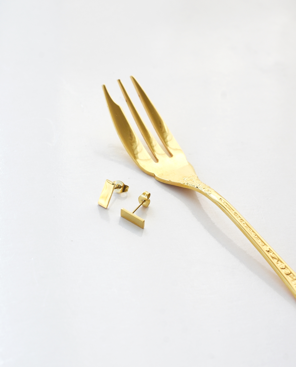 Flat Bar Studs - Waterproof Gold - Image 6