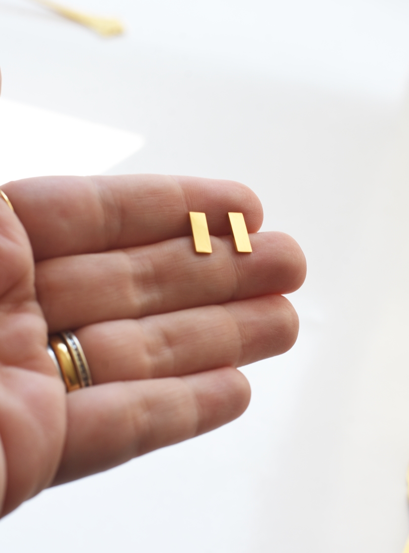 Flat Bar Studs - Waterproof Gold - Image 8