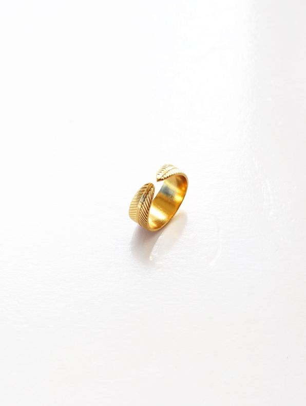 Leaf Wrap Ring – 18K Gold Waterproof - Image 8