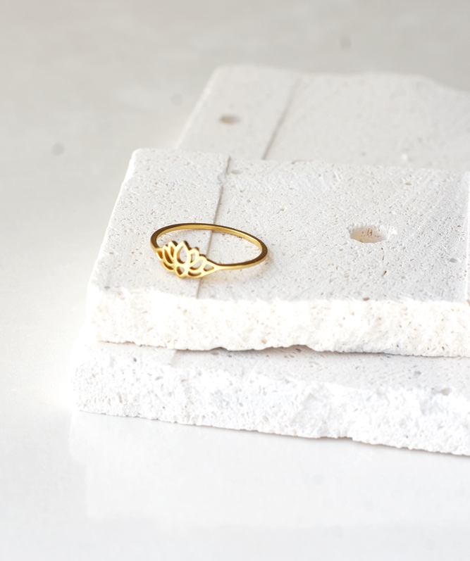 Delicate Lotus Ring – 18K Gold Waterproof - Image 3