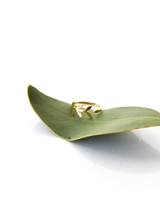 Botanical Leaf Ring – 18K Gold Waterproof - Image 4