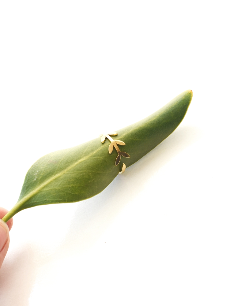 Botanical Leaf Ring – 18K Gold Waterproof - Image 5