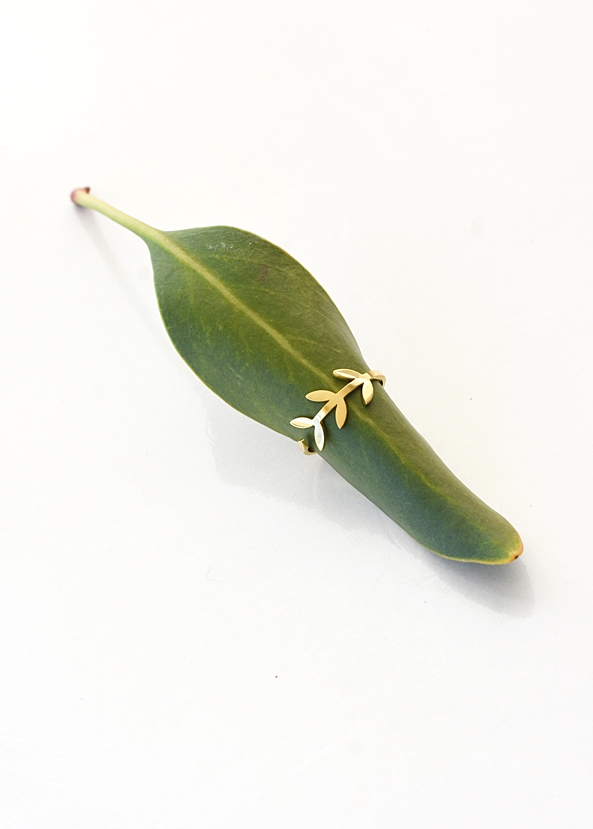 Botanical Leaf Ring – 18K Gold Waterproof - Image 8
