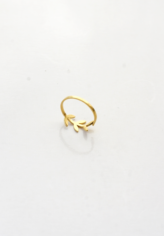Botanical Leaf Ring – 18K Gold Waterproof - Image 7