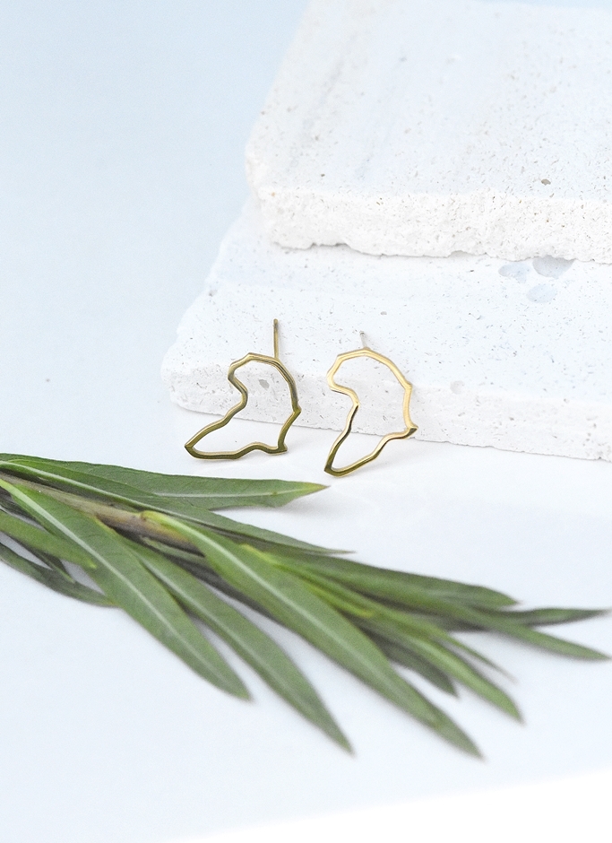 Africa Outline Studs– 14K Gold Waterproof Earrings